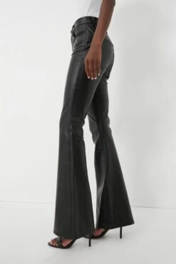 Veronica Beard Black Vegan Leather Beverly High Rise Skinny Flare 8 Veronica Beard Black Vegan Leather Beverly High Rise Skinny Flare -ULLA JOHNSON SHOP 8K6vFT7yHvRq0Nung46DofjbG0U4hqh6 1