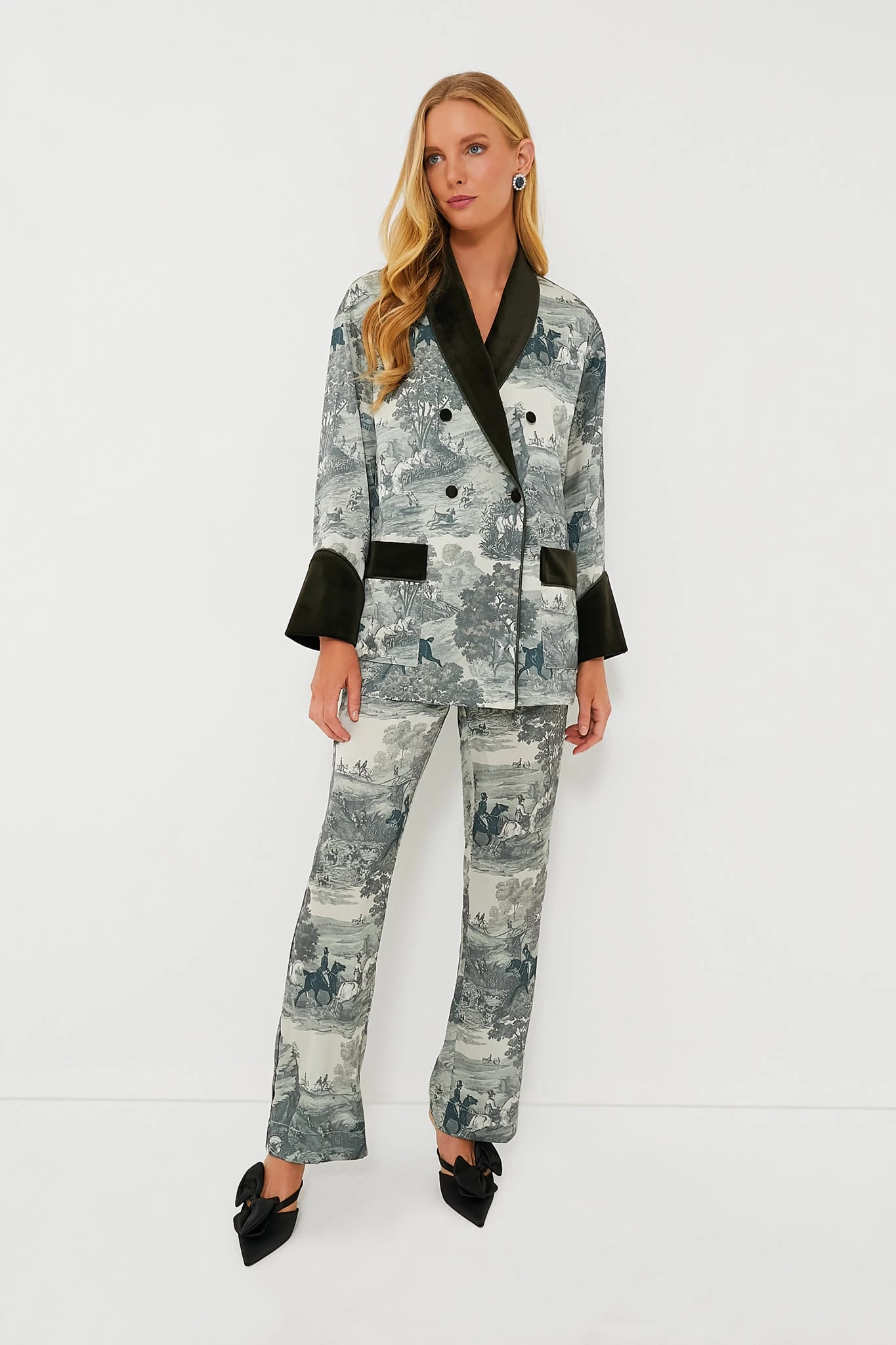 Middleburg Toile Velvet Trim Smoking Jacket 2 Middleburg Toile Velvet Trim Smoking Jacket - Image 2