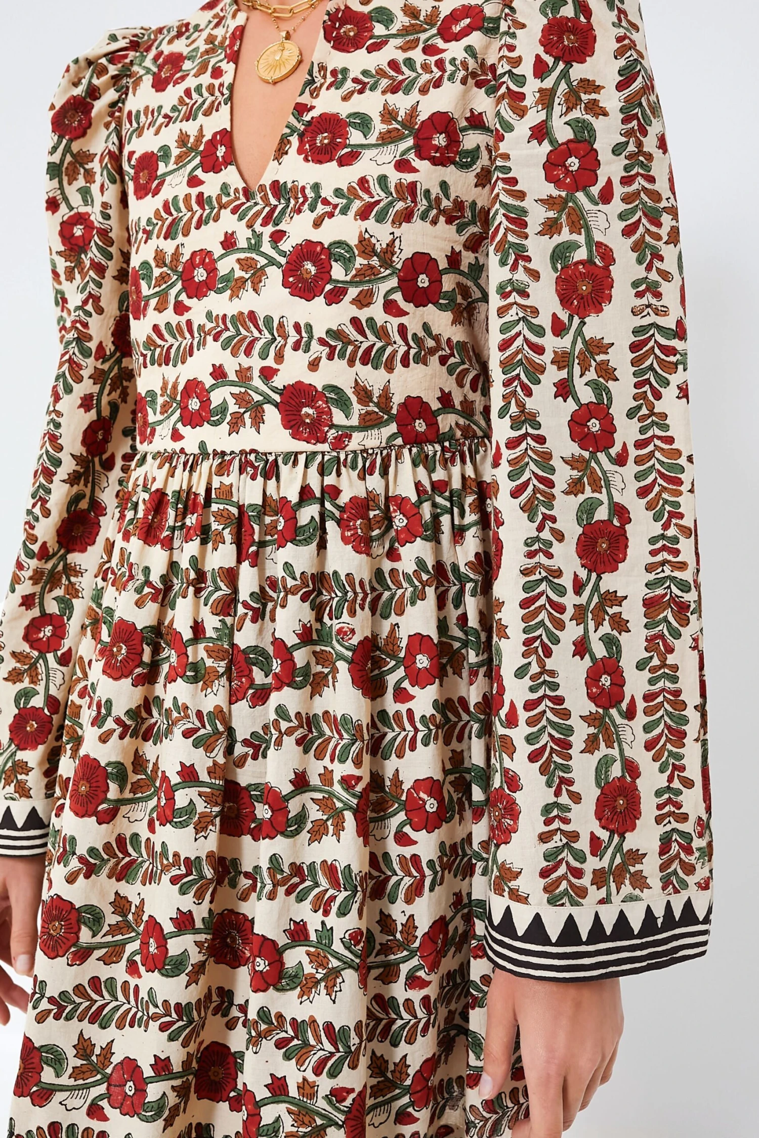 Brown Maple Short Savannah Climbing Ivy Dress 5 Brown Maple Short Savannah Climbing Ivy Dress - Image 5